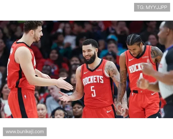 周一303热火与火箭激战一触即发谁能在NBA赛场上笑到最后